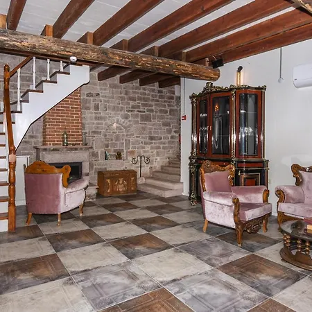 Gasthof Lunaria Ayvalı