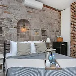 Lunaria Guest house 3*