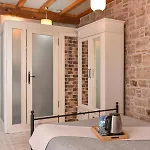 Guest house Lunaria 3*