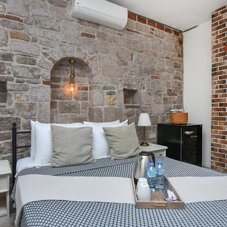 Lunaria Гостевой дом 3*