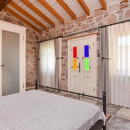 Lunaria Айвалык