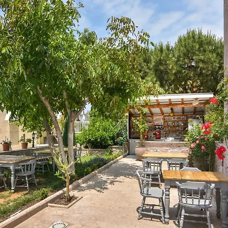 Lunaria Гостевой дом 3*