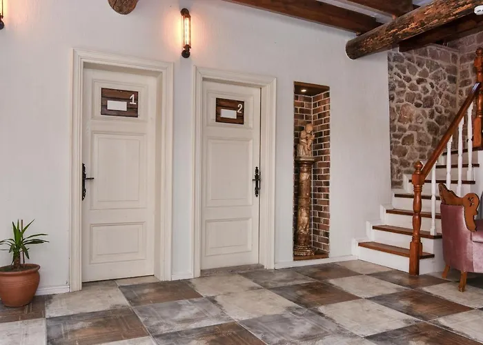 Guest house Lunaria 3*